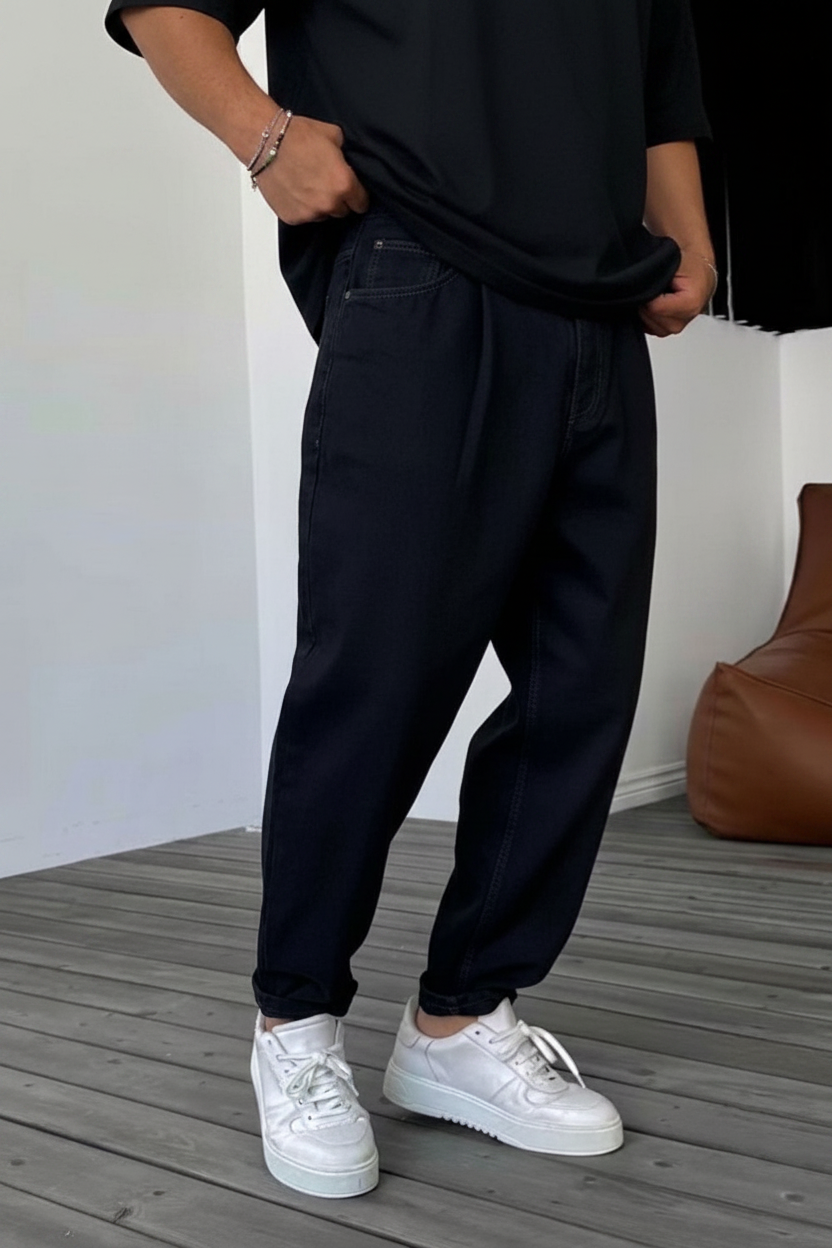 Pantalón vaquero balloon con pinzas – Negro total