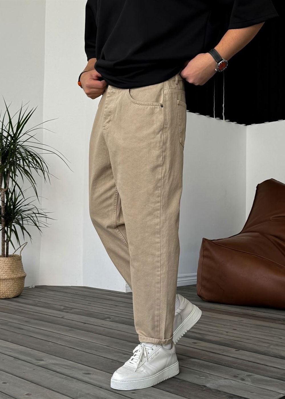 Pantalón Jean Beige Corte Holgado – Comodidad Casual para el Día a Día